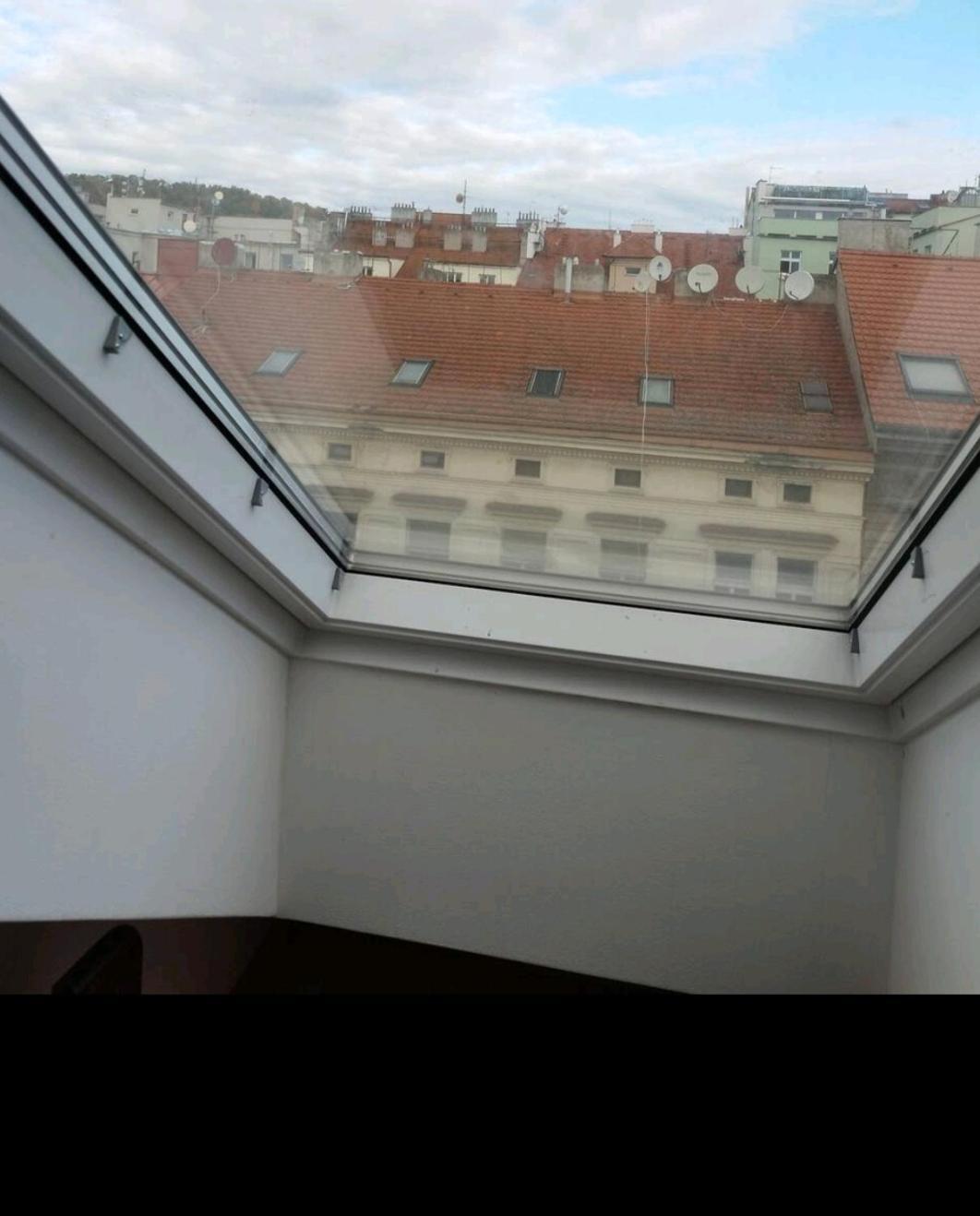 Cozy Rooftop With Balcony プラハ エクステリア 写真